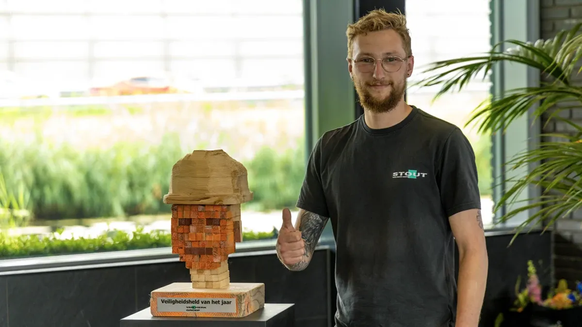 2250331 Stout Herkon BS021 Web-1