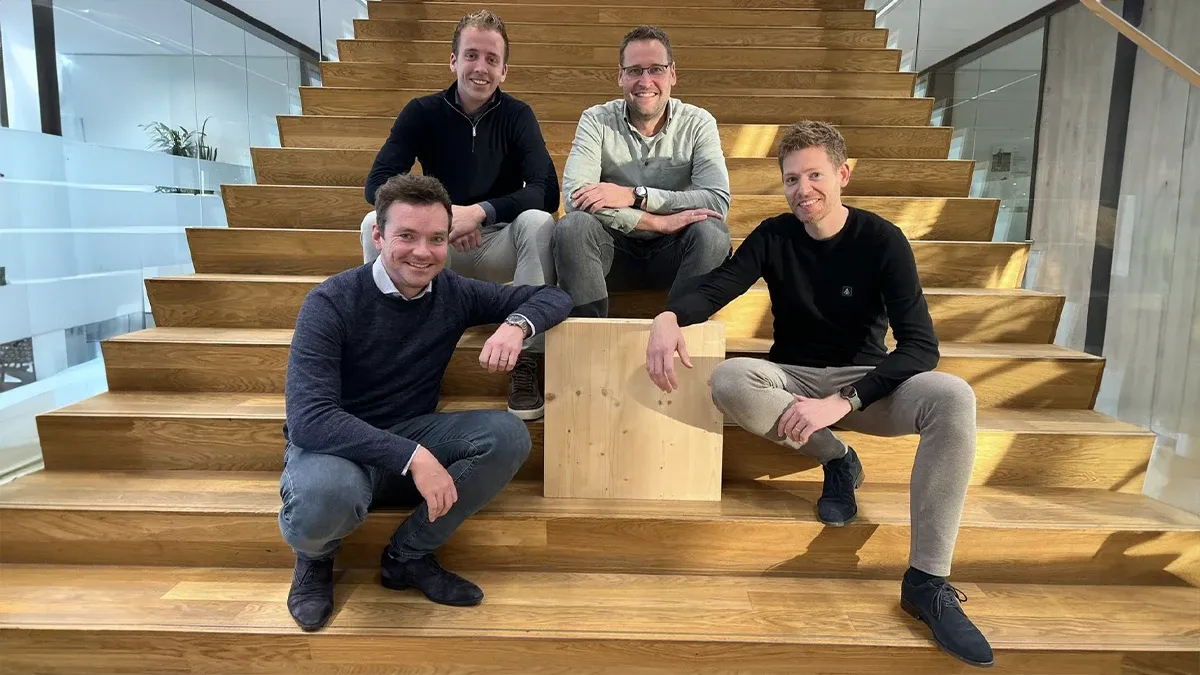 2250331 Stout Herkon BS043 Web-1