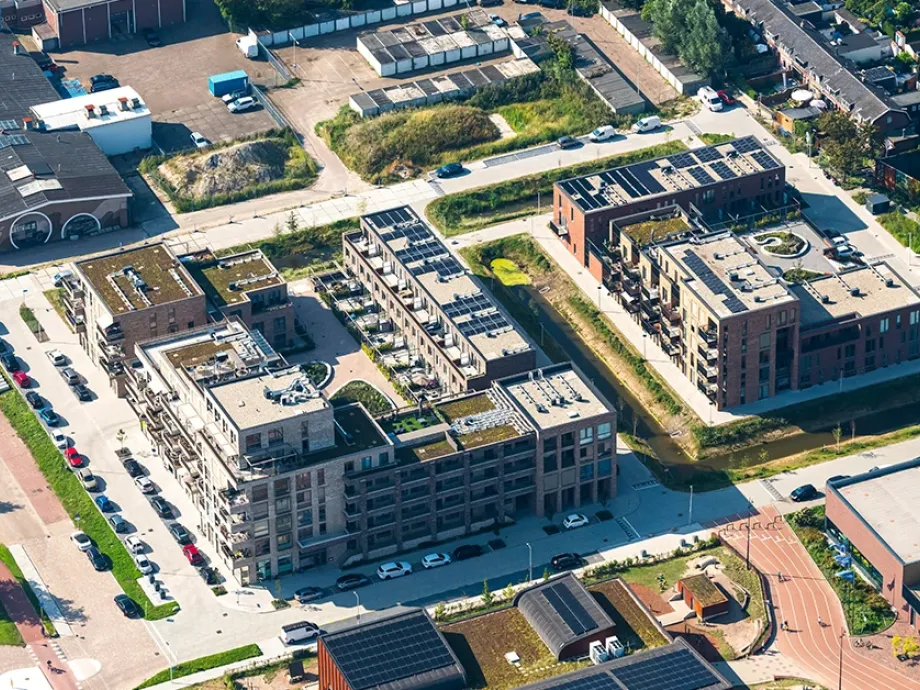 ja-2241743 Stout content 07-11 Web