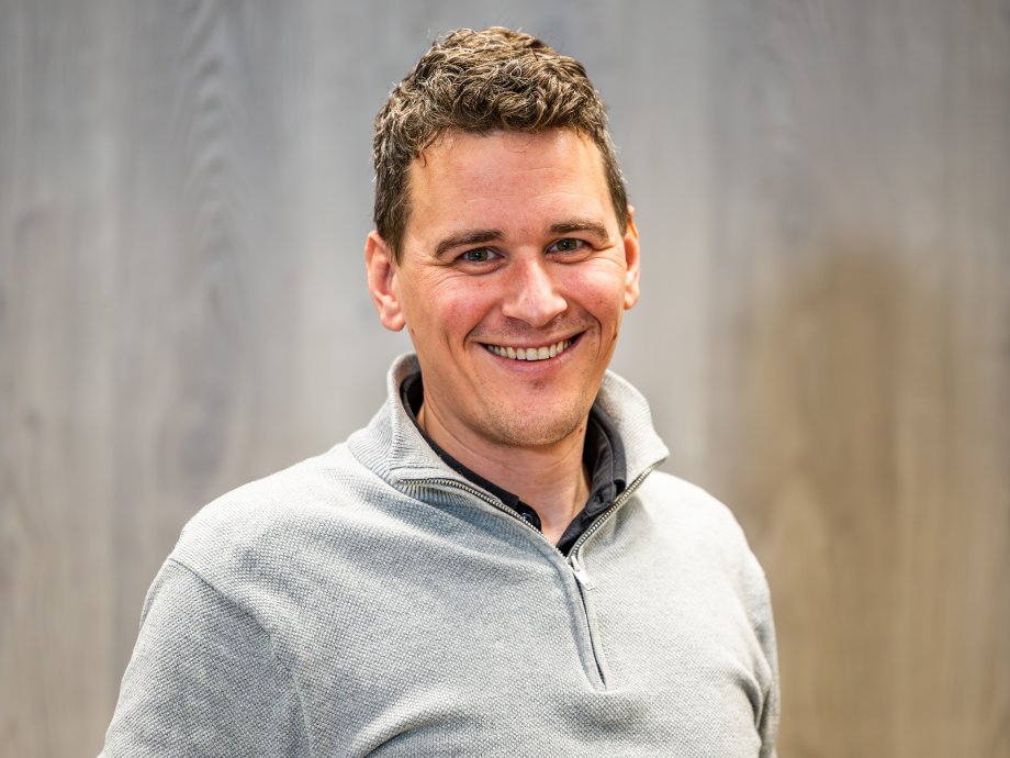 Noach Staat-4 compri